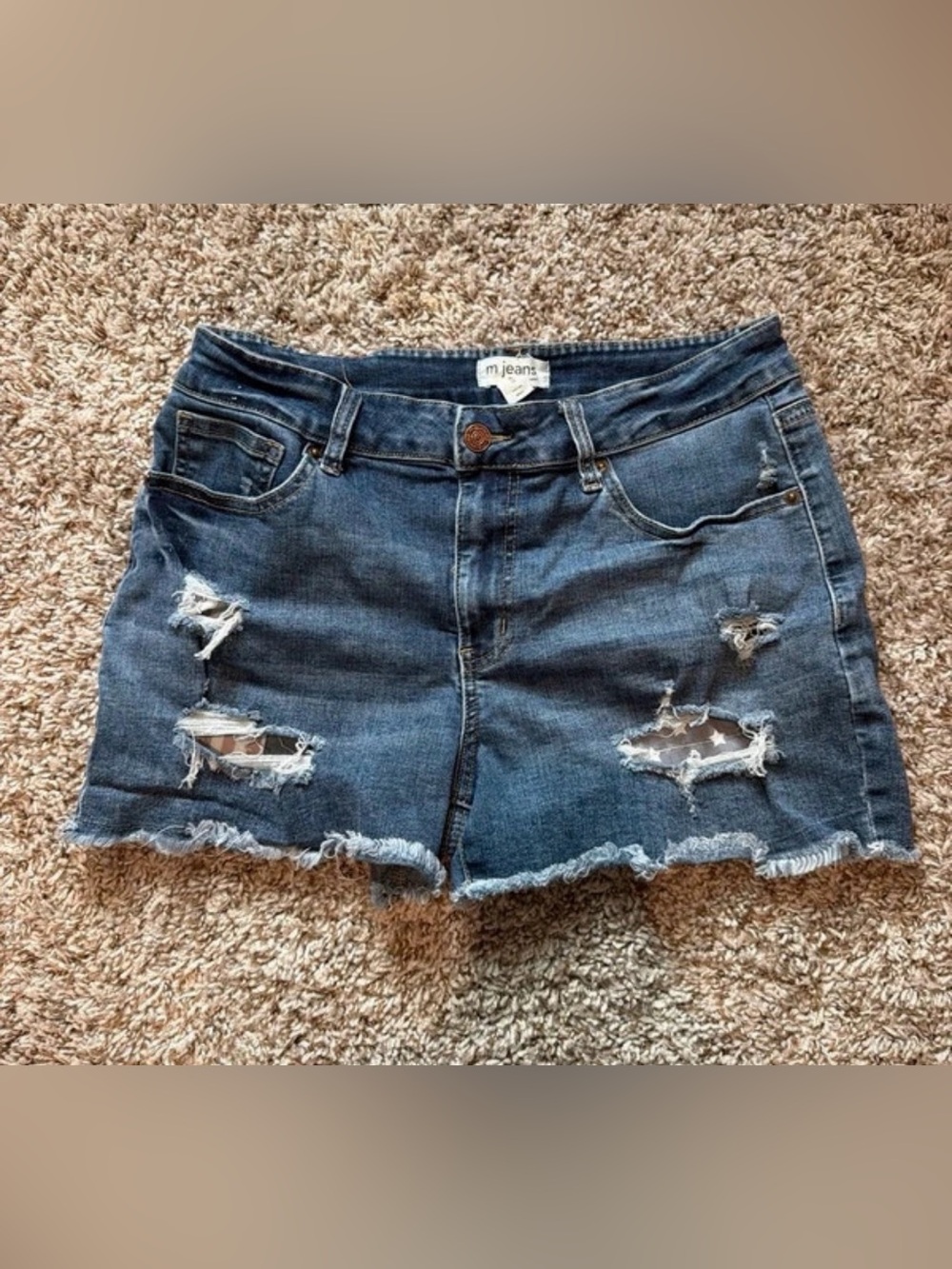 M Jeans by Maurice’s Distressed Denim Jean Shorts Size 10 Blue